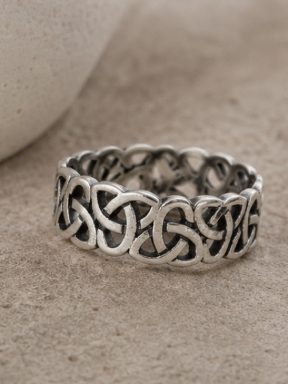 Celtic Knot Openwork Band Ring - Silver Tone